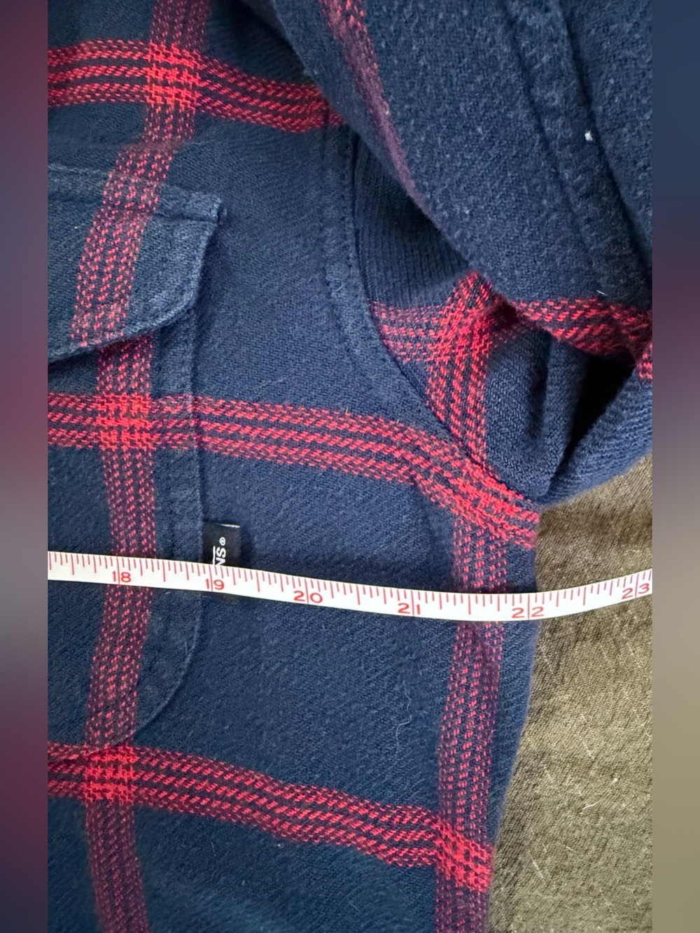 Van’s Men’s 100% Cotton Flannel, Navy/Red, M - Picture 8 of 9